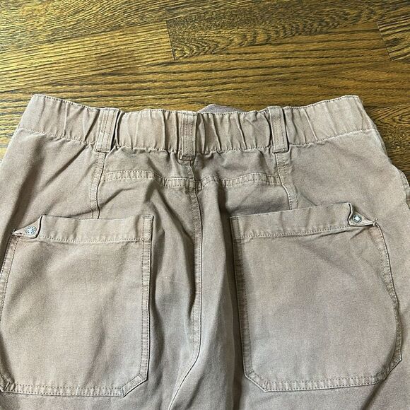 We the Free Brown High Rise Utility Pants - Size Medium - Picture 9 of 10